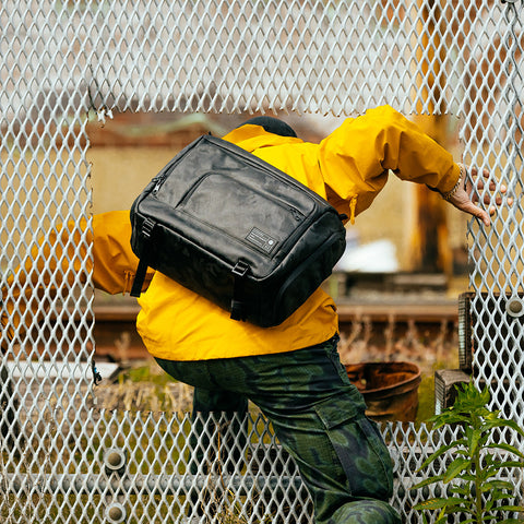 RANGER DSLR SLING XL BLACKOUT CAMO