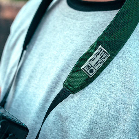 CAMERA STRAP CAMO