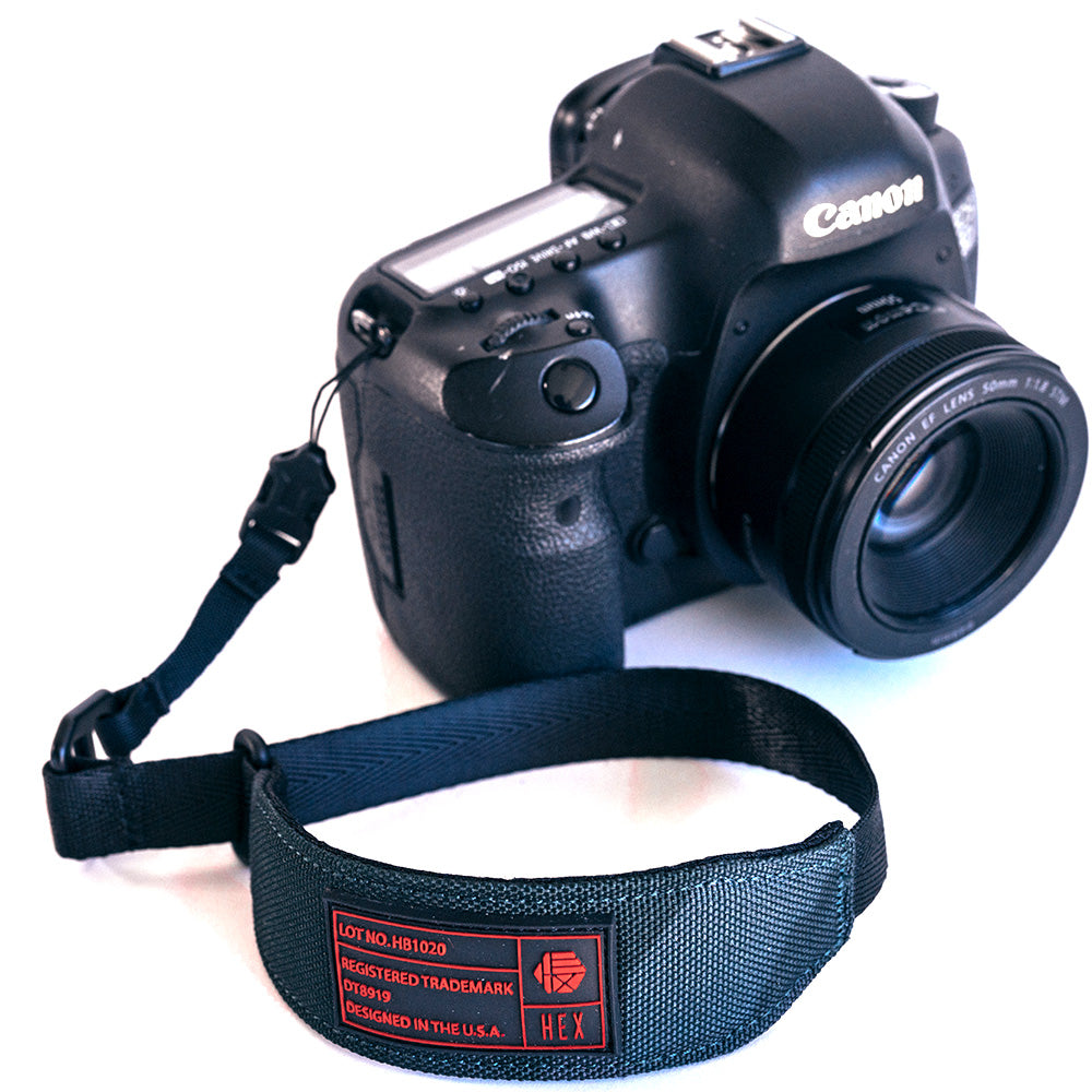 CAMERA WRIST STRAP GLACIER CAMO