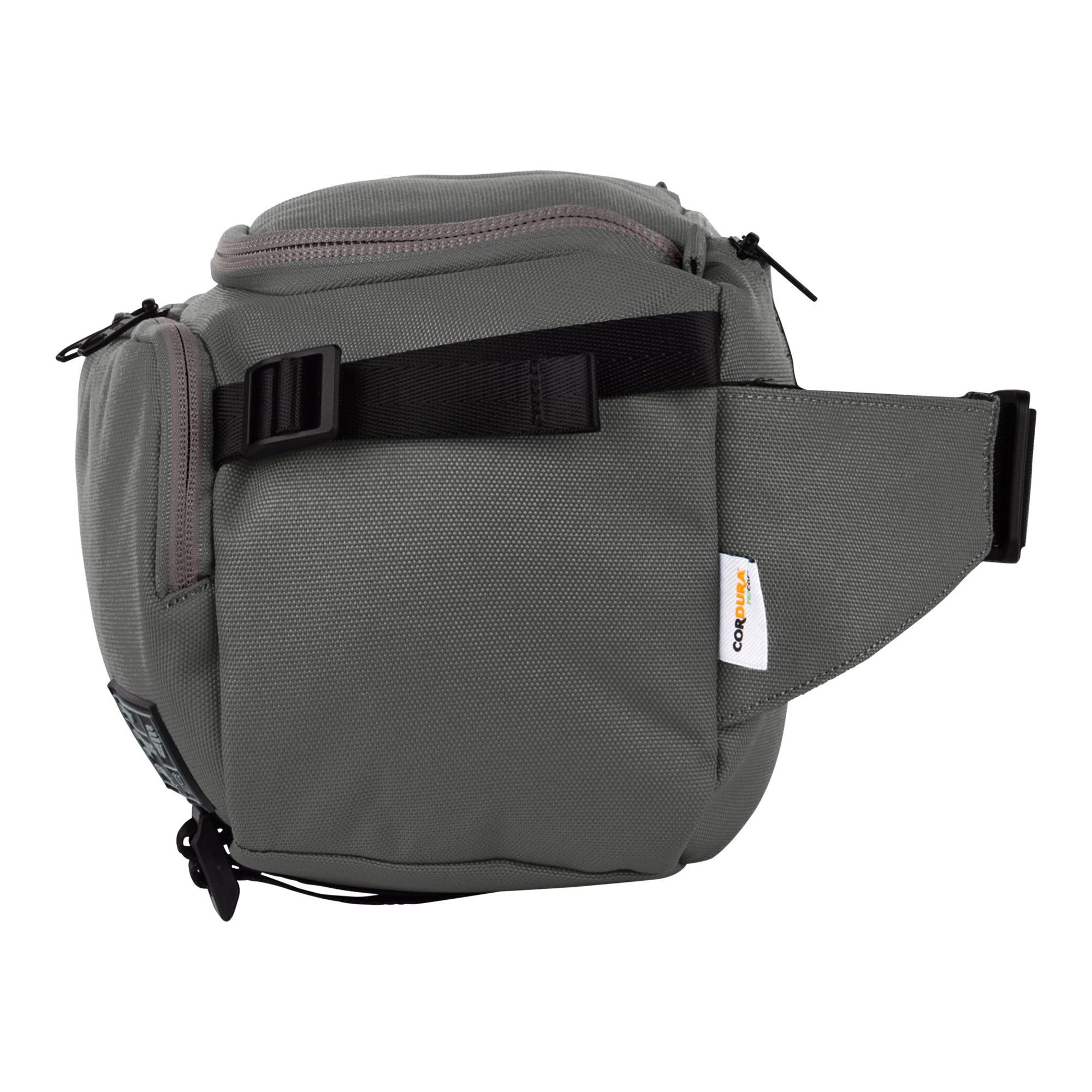 Oakley essential 2025 sling 2.0