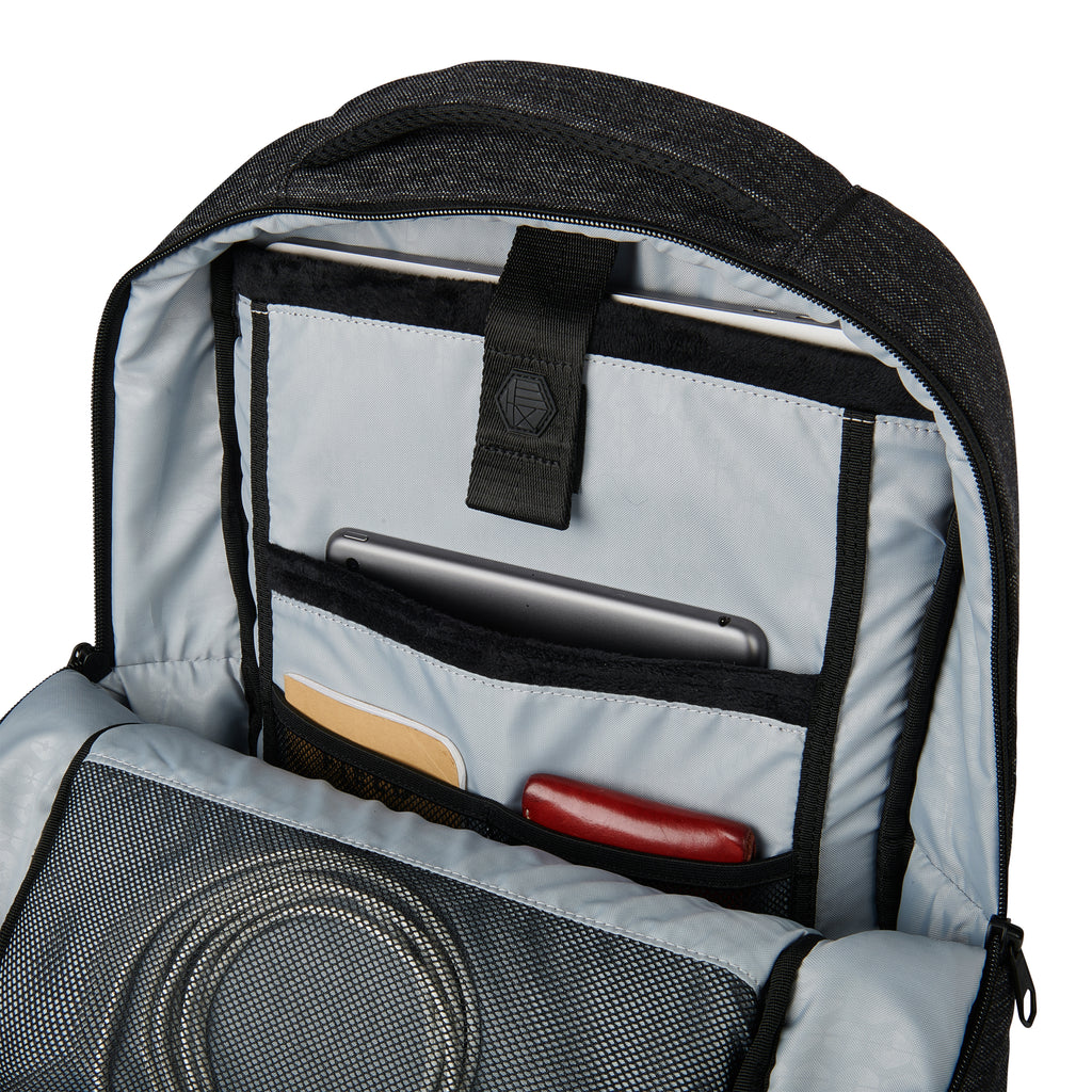 TECHNICAL BACKPACK GUNMETAL WOVEN V2