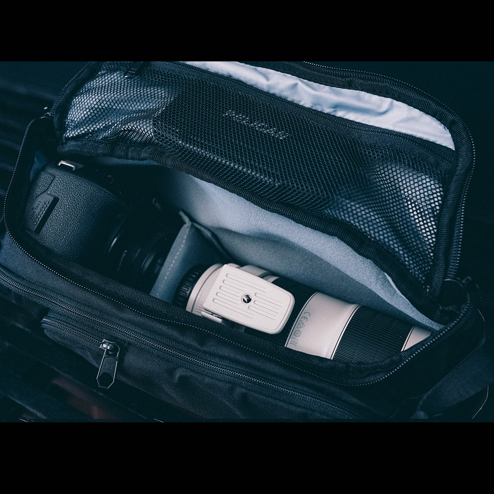 Ranger Black DSLR Sling V2 - packed with gear